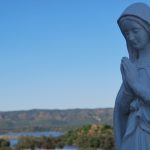 A importância de confiar suas preocupações à Virgem Maria